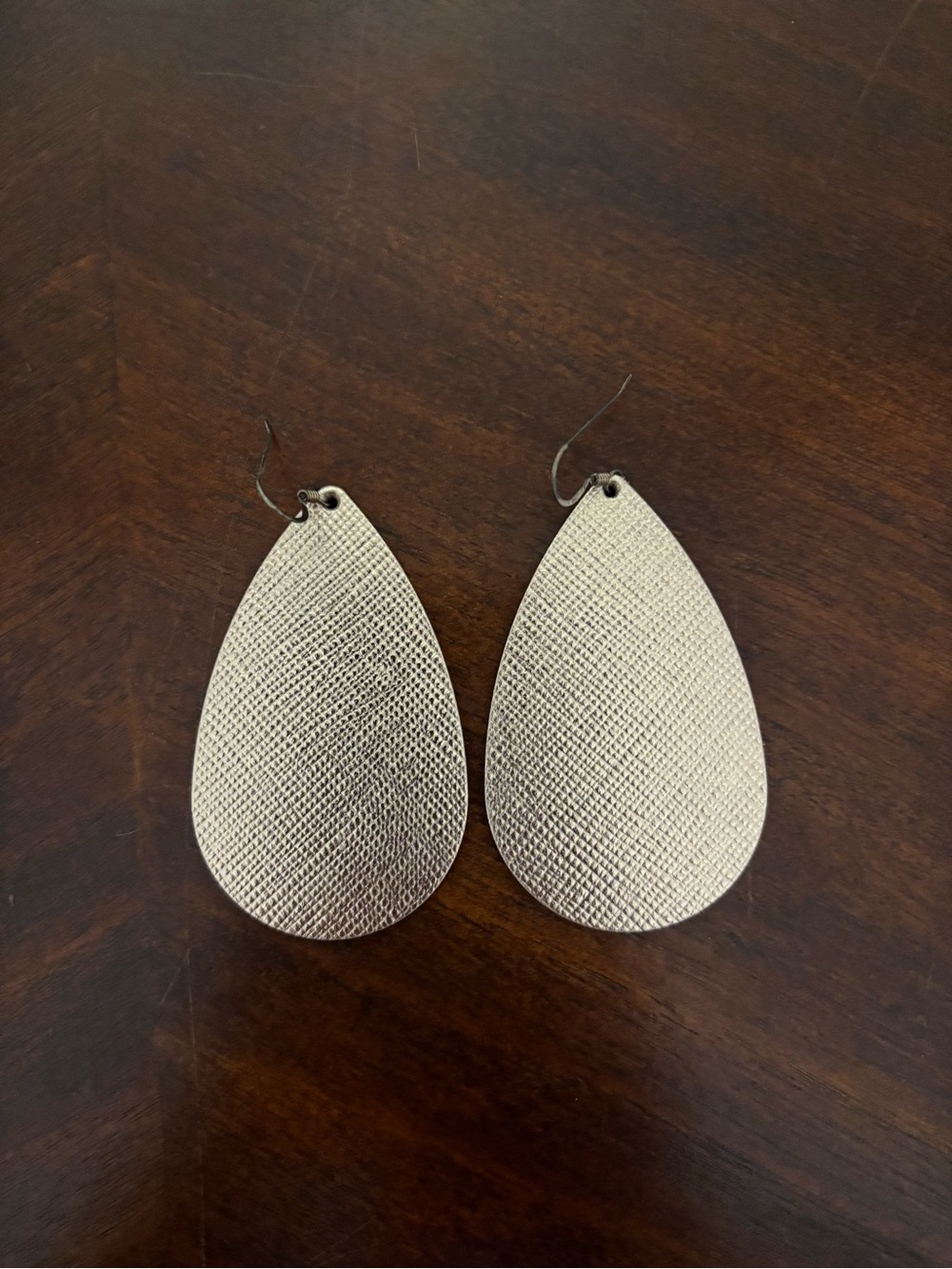 Nickel and suede rose gold tear drops